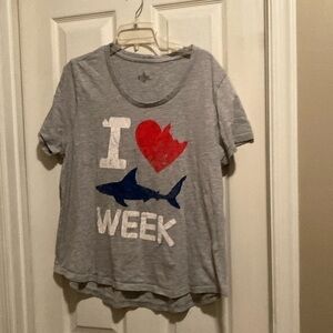 5/$3 I ❤️ Shark Week Shirt